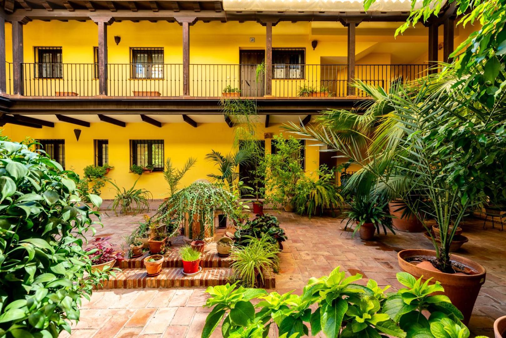 Loft En El Corral Del Horno Apartment Sevilla Bagian luar foto